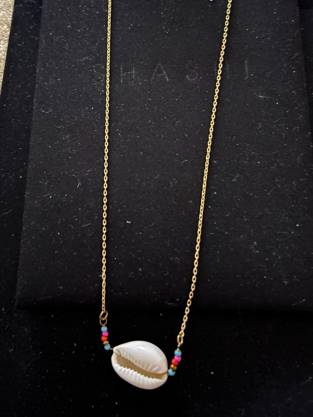 NEW NATURAl Life Gold Chain Necklace with Cowrie Shell and Multicolor Beads